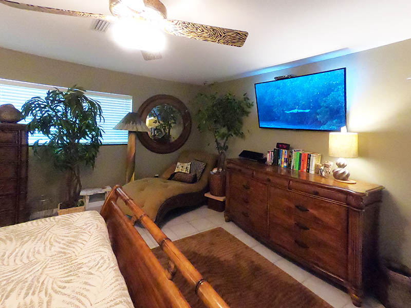 Suite Master Bedroom (Bedroom #1) includes a 55